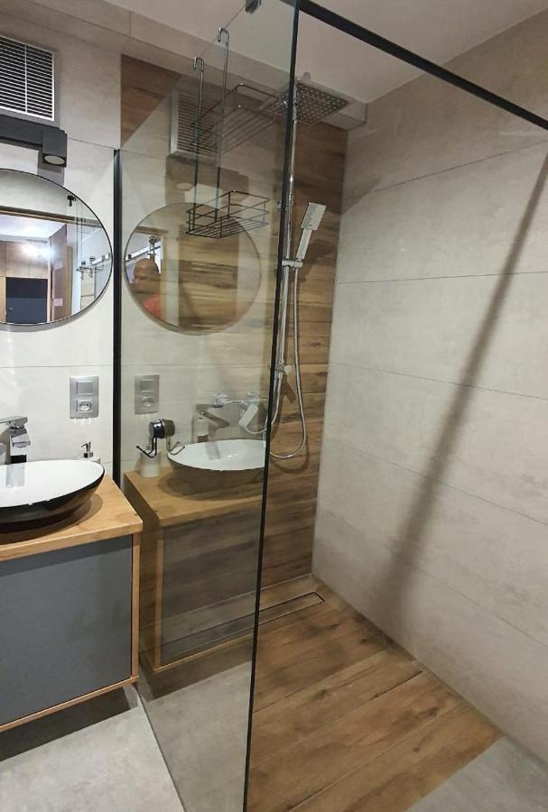 Apartament Luxloft Apartment Piechowice Bagian luar foto