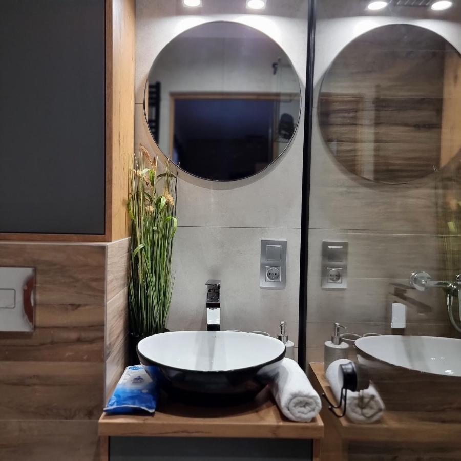 Apartament Luxloft Apartment Piechowice Bagian luar foto